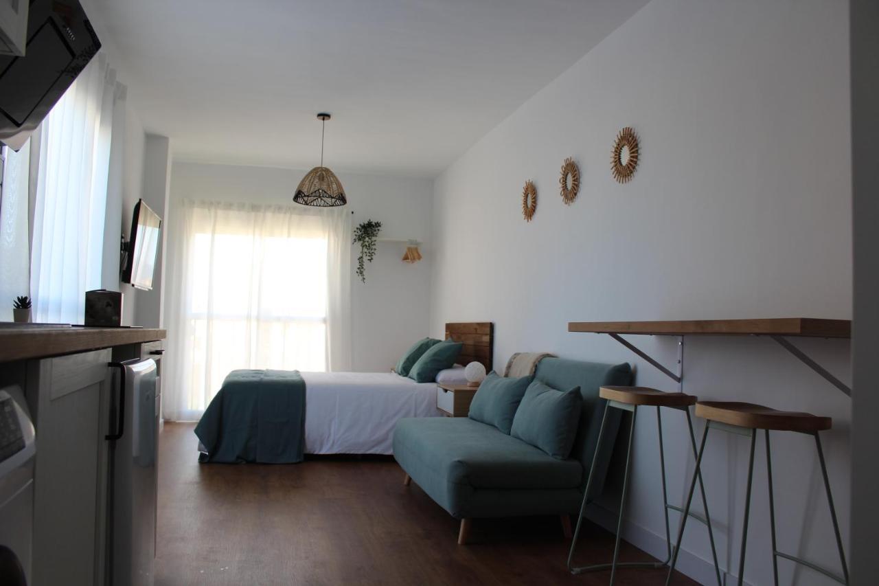 Apartament Brand New Studio With Terrace And Bbq Close To City Center Malaga Zewnętrze zdjęcie